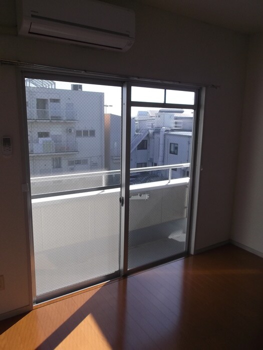 物件内観写真19　(居室)