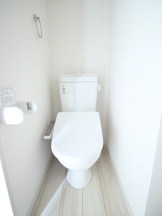 物件内観写真10　(トイレ)