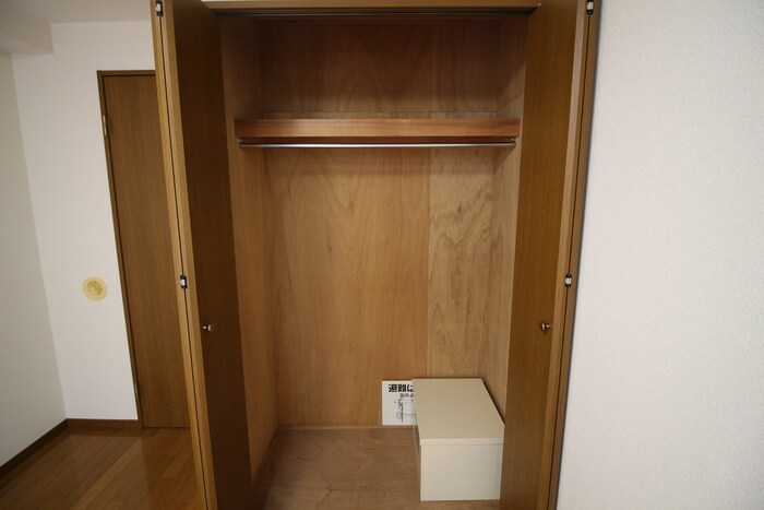 物件内観写真18　(収納)