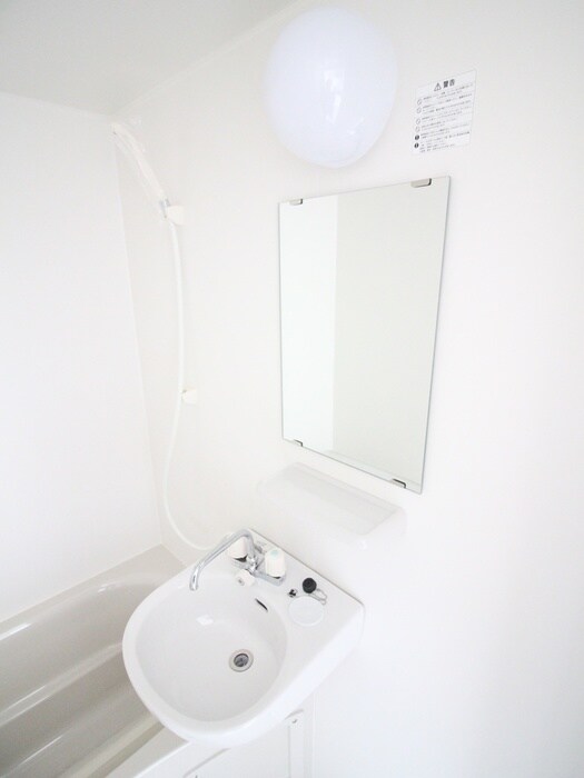 物件内観写真12　(洗面)