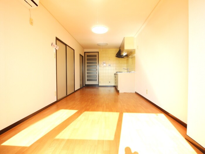 物件内観写真7　(居室)