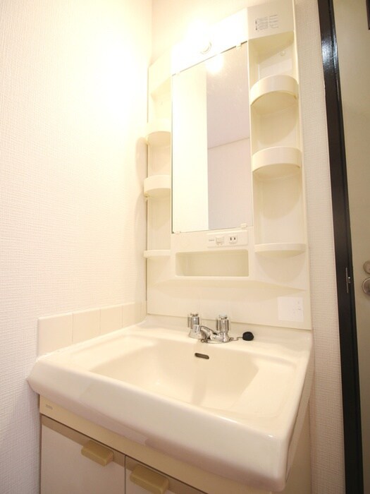 物件内観写真13　(洗面)