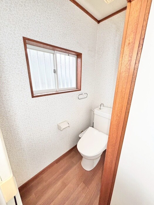 物件内観写真10　(トイレ)