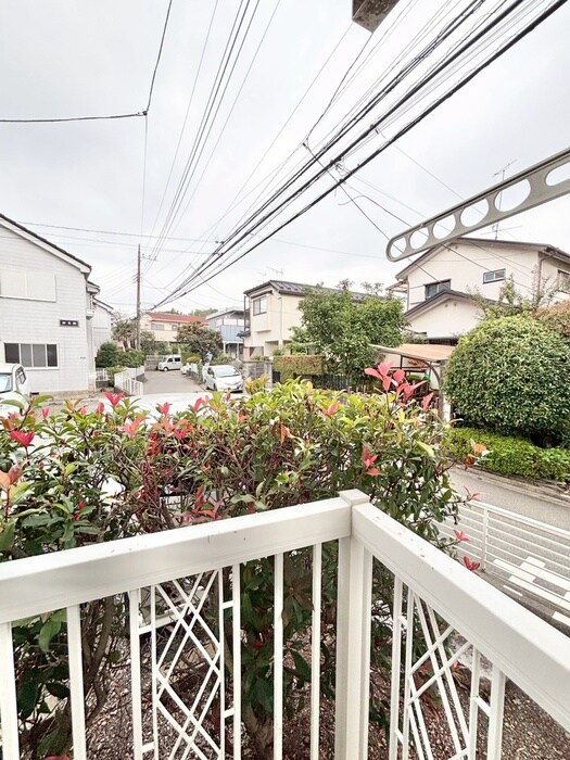 物件内観写真15　(室内からの展望)