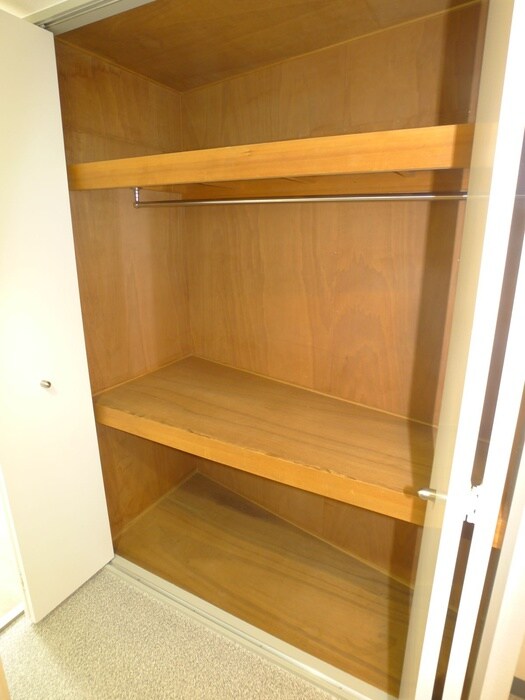 物件内観写真12　(収納)