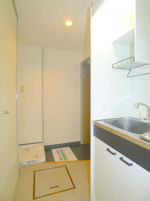 物件内観写真19　(廊下)