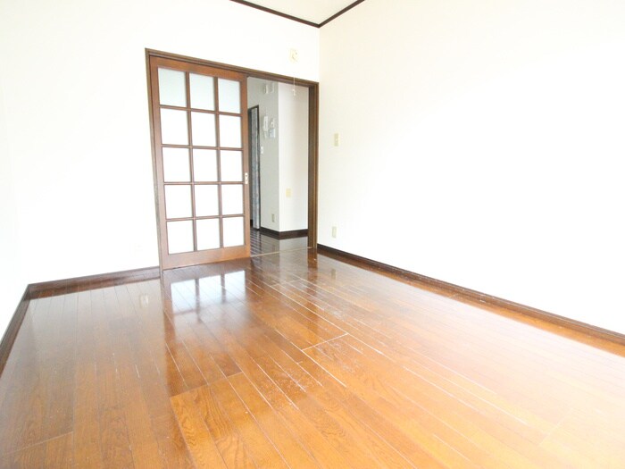 物件内観写真8　(居室)