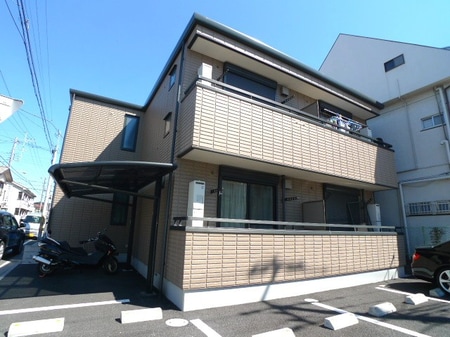 メゾンしろうまⅢ外観写真