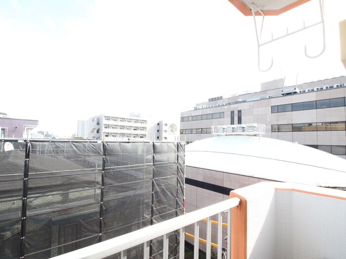 物件内観写真22　(室内からの展望)