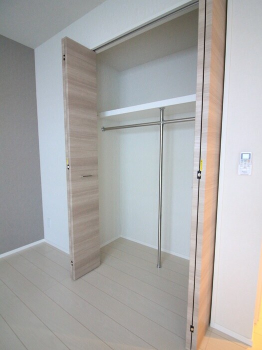 物件内観写真13　(収納)