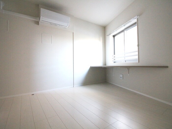 物件内観写真14　(居室)