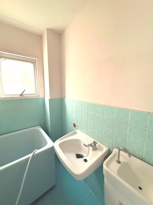 物件内観写真12　(洗面)