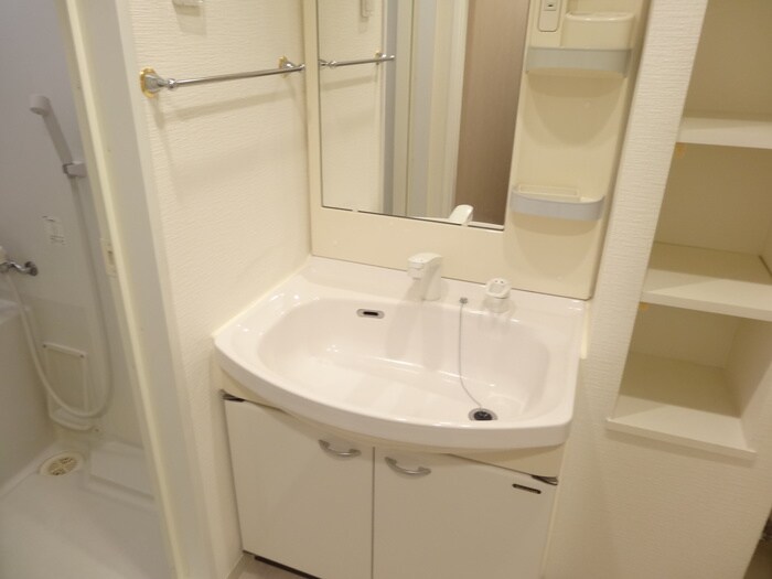 物件内観写真8　(洗面)