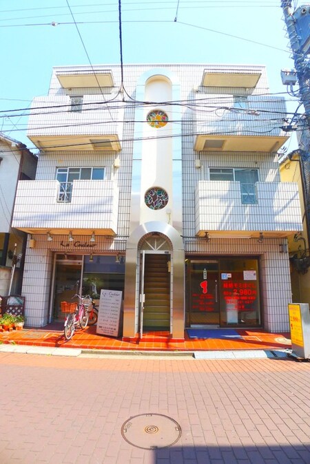 シルバービル外観写真