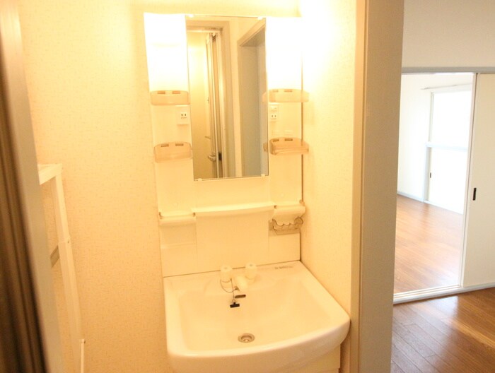 物件内観写真12　(洗面)