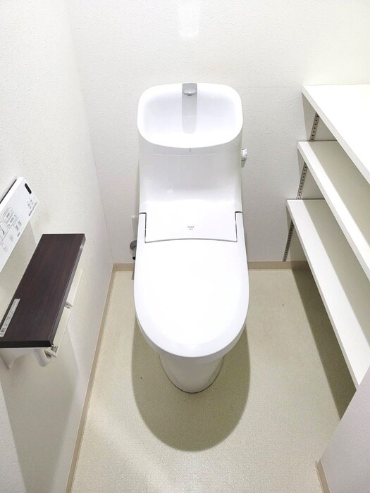 物件内観写真13　(トイレ)