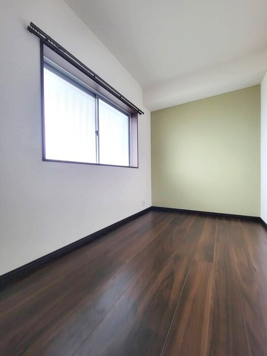 物件内観写真18　(居室)