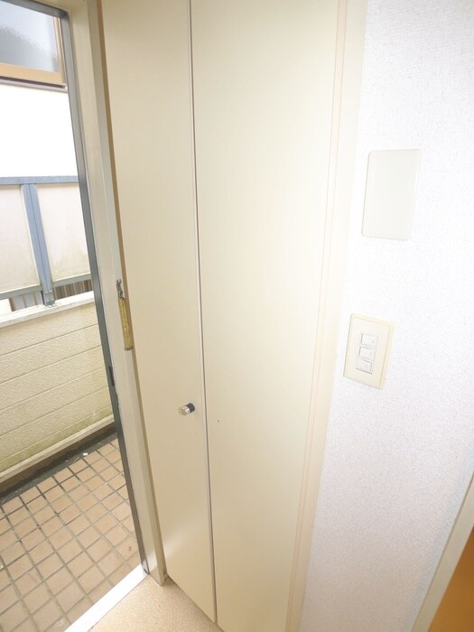 物件内観写真8　(靴箱)