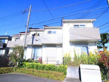 Confort Maisone Quinto外観写真