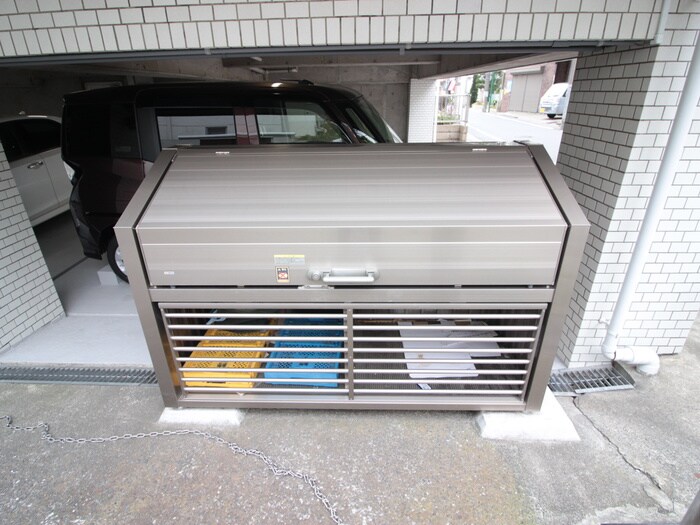 物件外観写真4　(建物設備)