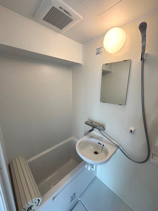 物件内観写真12　(バス／シャワールーム等)