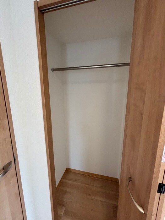 物件内観写真15　(収納)