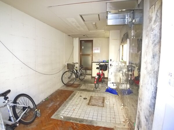 駐輪場