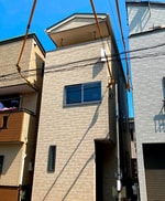 建築中
