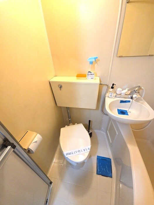 物件内観写真12　(トイレ)