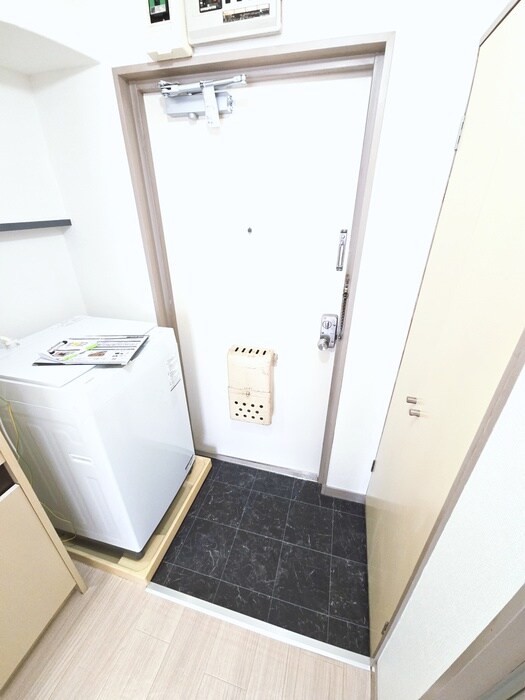 物件内観写真22　(玄関)