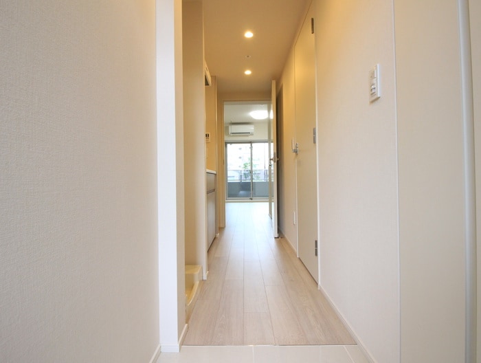 物件内観写真16　(廊下)
