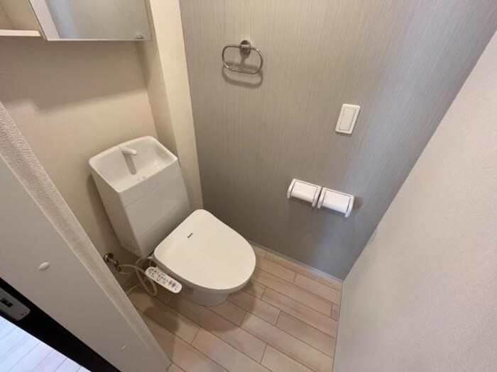 物件内観写真12　(トイレ)