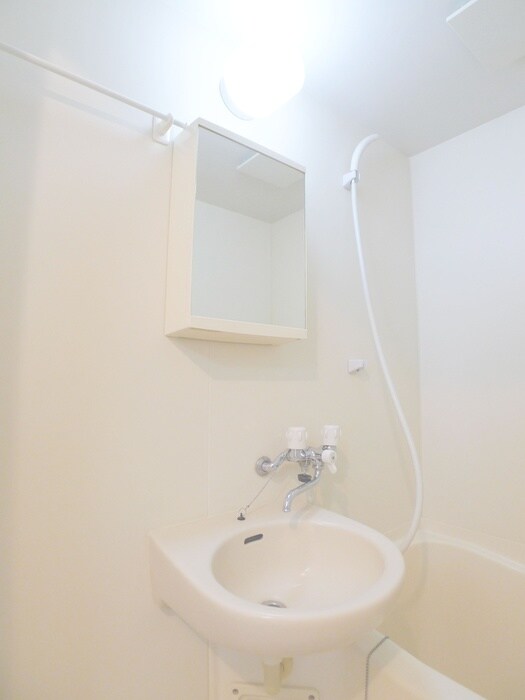 物件内観写真12　(洗面)