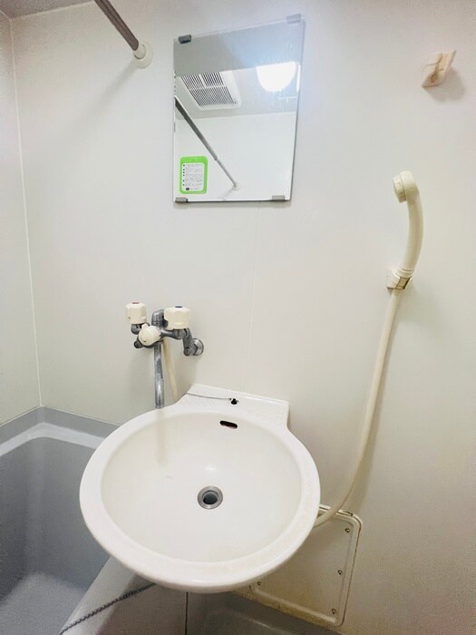 物件内観写真12　(洗面)