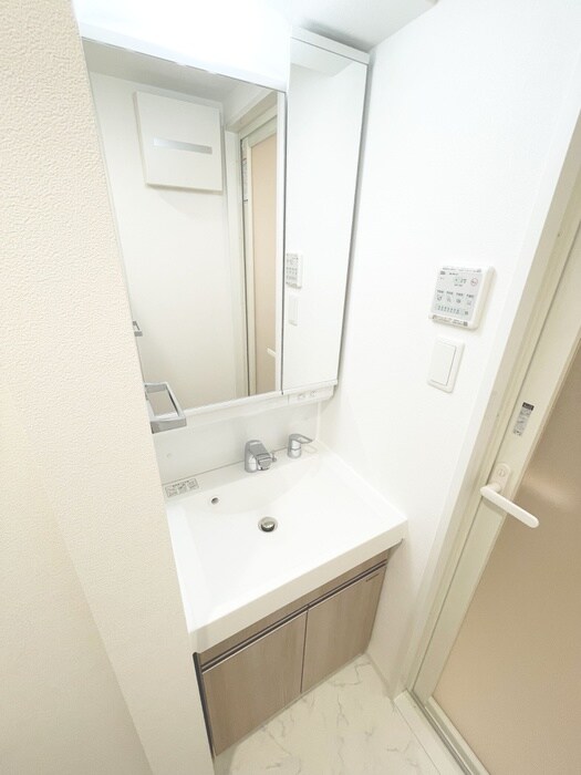 物件内観写真12　(洗面)