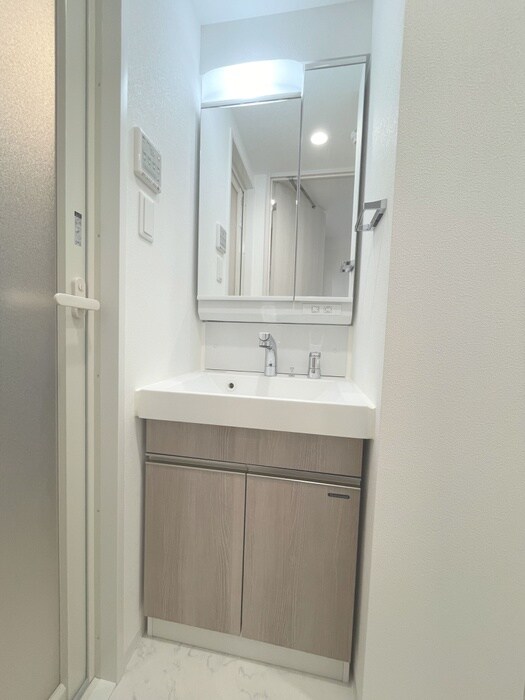 物件内観写真13　(洗面)