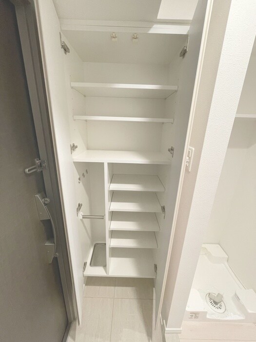 物件内観写真20　(靴箱)