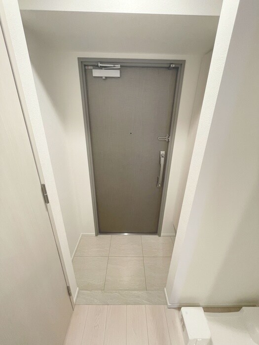 物件内観写真21　(玄関)
