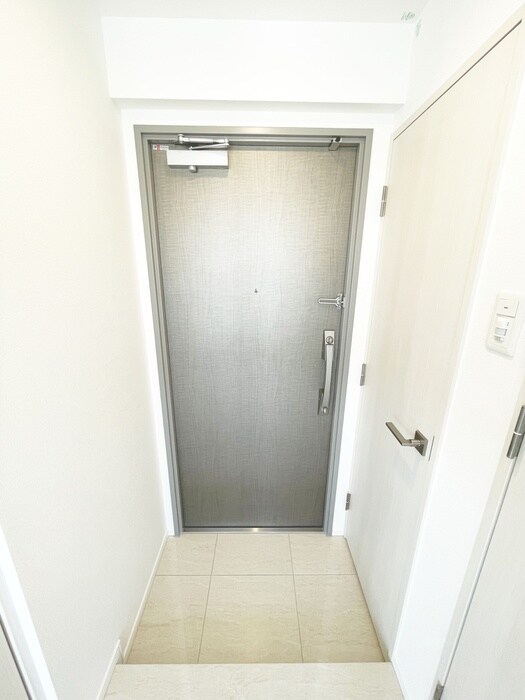 物件内観写真22　(玄関)
