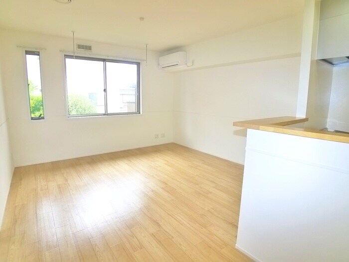 物件内観写真12　(居室)