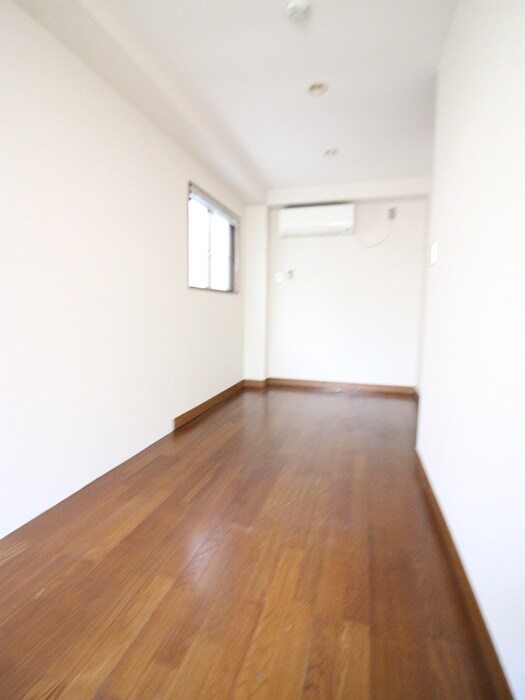 物件内観写真15　(居室)