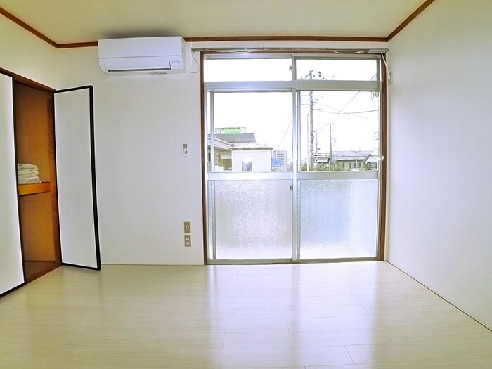 物件内観写真19　(居室)