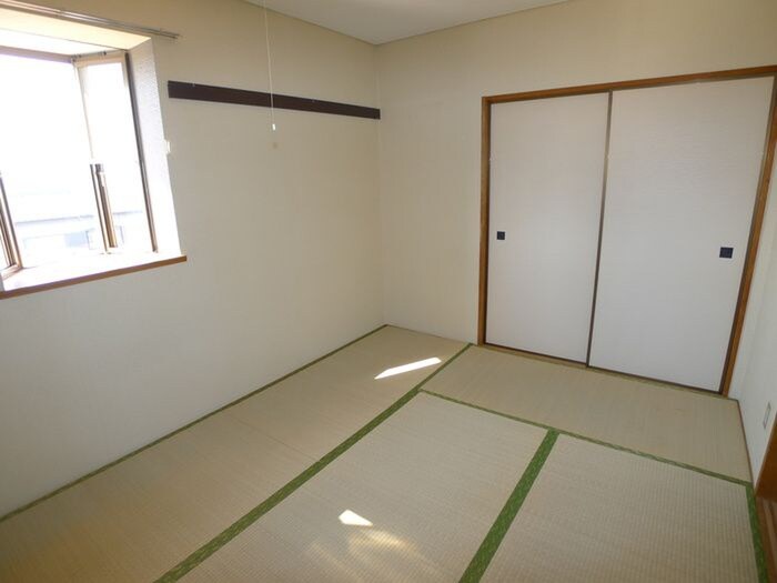 物件内観写真5　(居室)