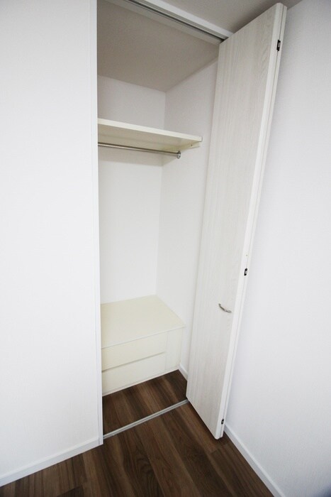 物件内観写真16　(収納)