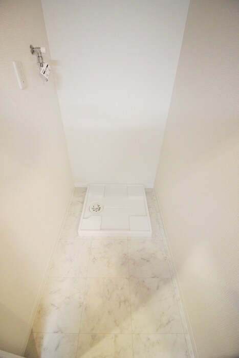 物件内観写真17　(洗濯機置場)