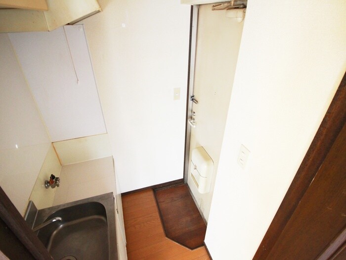 物件内観写真17　(玄関)