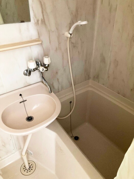 物件内観写真12　(バス／シャワールーム等)