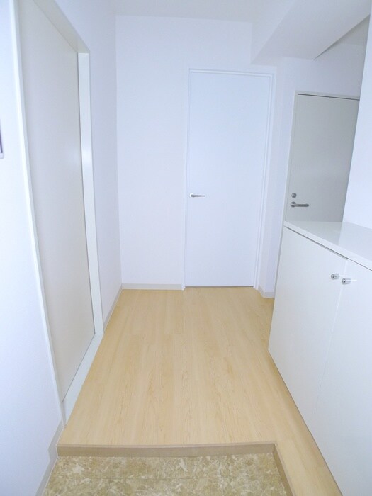 物件内観写真20　(玄関)