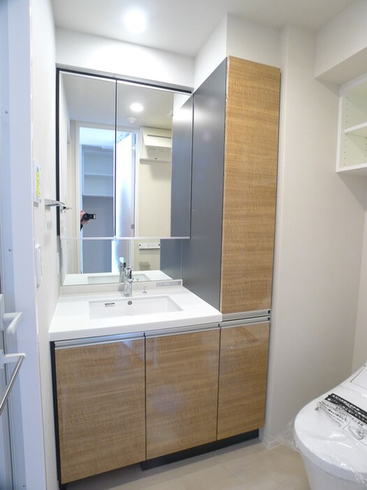 物件内観写真8　(洗面)