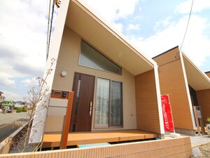 山崎町NIPPONの大家さん1外観写真